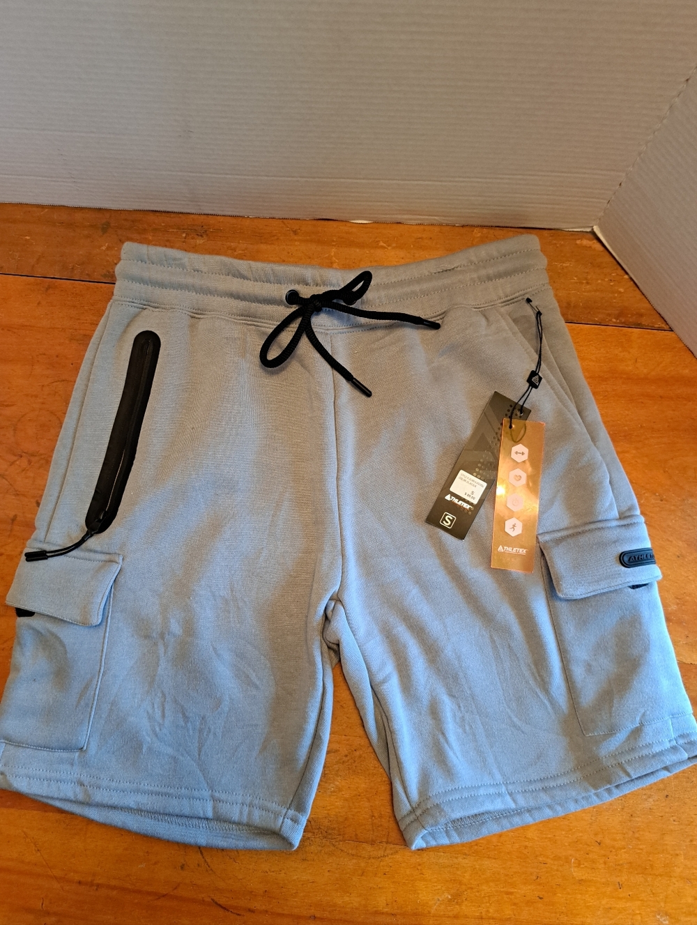 NWT ATHLETEX Light Gray Cargo Sweatshorts with Drawstring Size S
